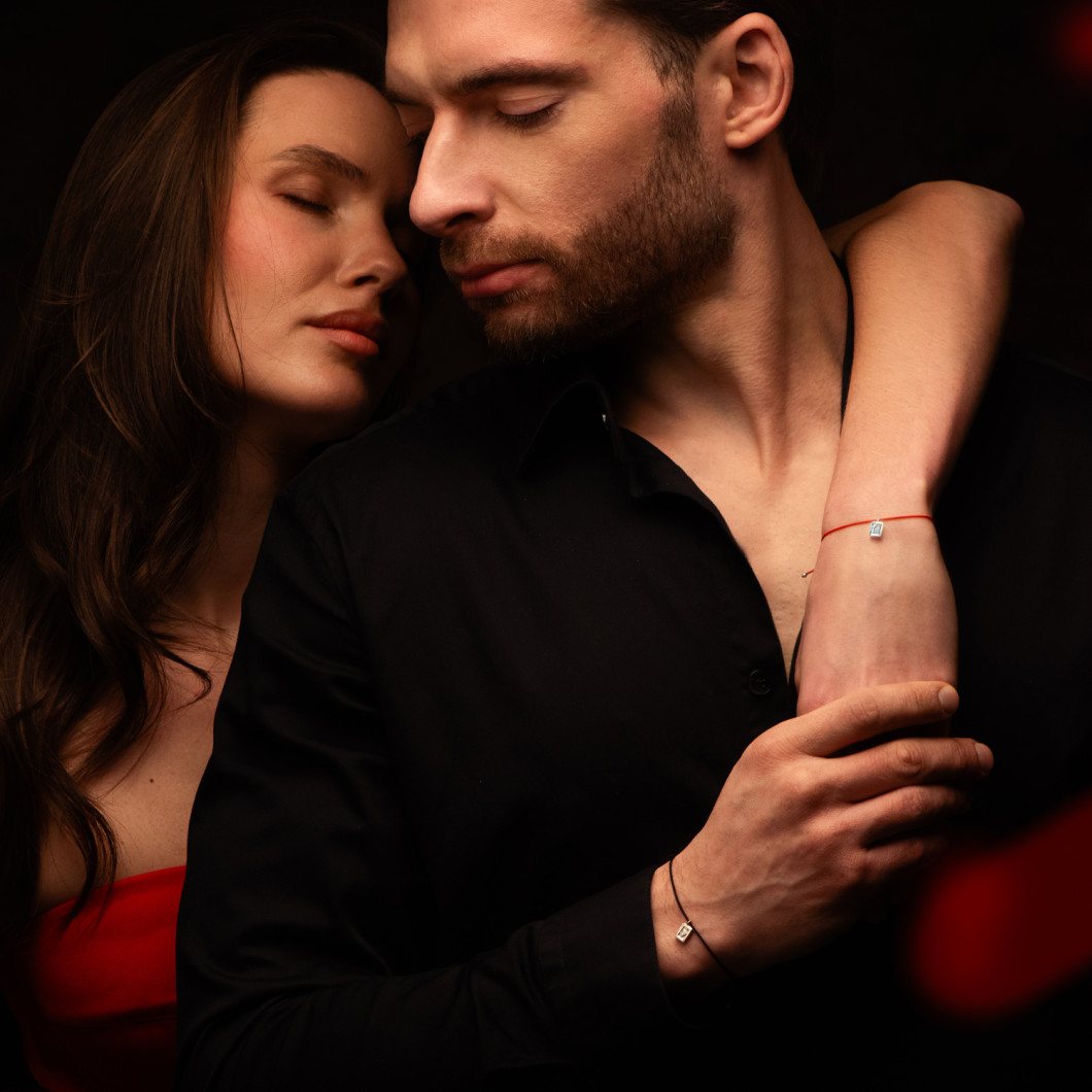 Bransoletka z charmem «Marriage» na sznurku